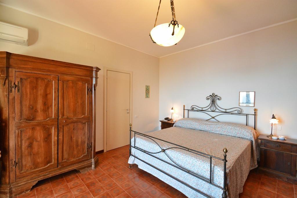 Neranya Apartman Massa Lubrense Szoba fotó