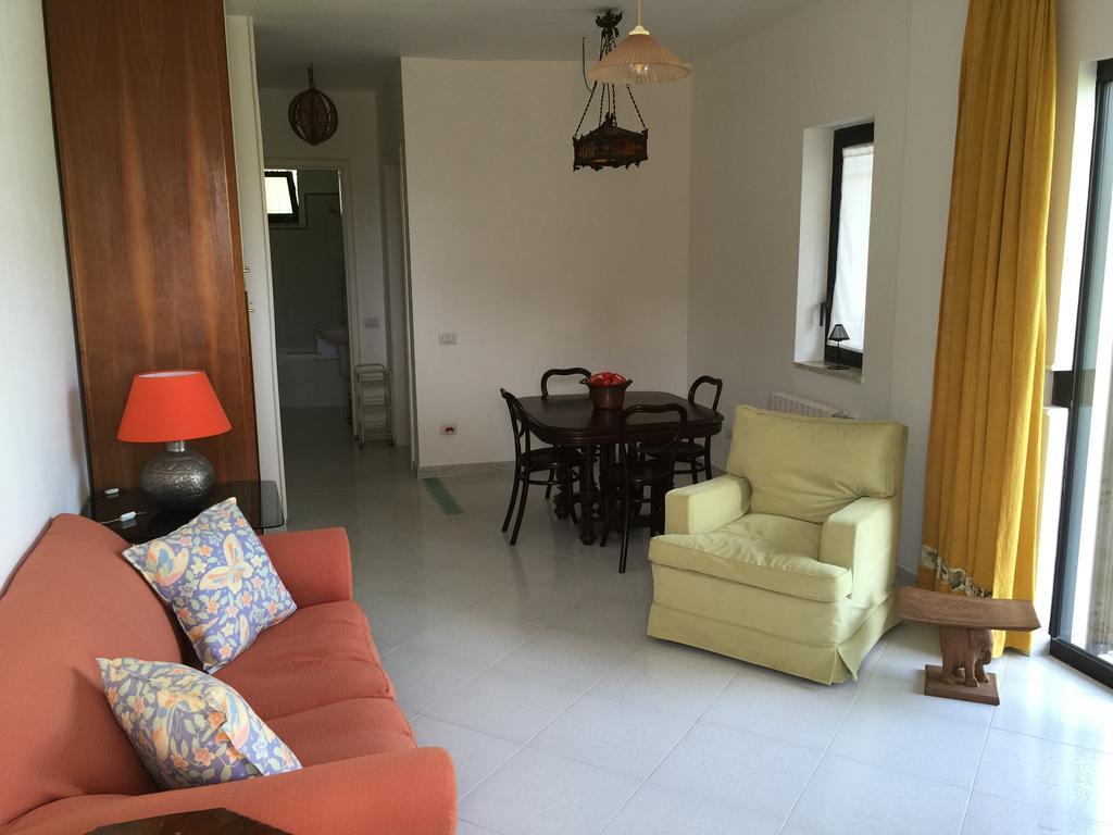 Neranya Apartman Massa Lubrense Szoba fotó