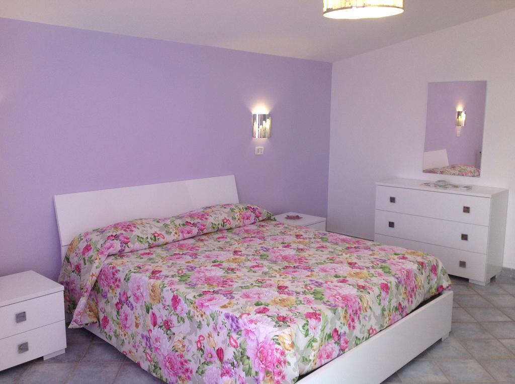 Neranya Apartman Massa Lubrense Szoba fotó